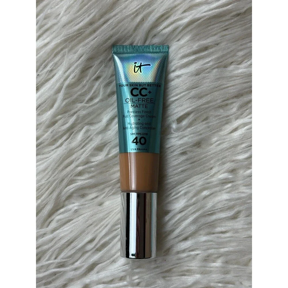 IT Cosmetics CC+ Cream Natural Matte Foundation with SPF 40 Rich